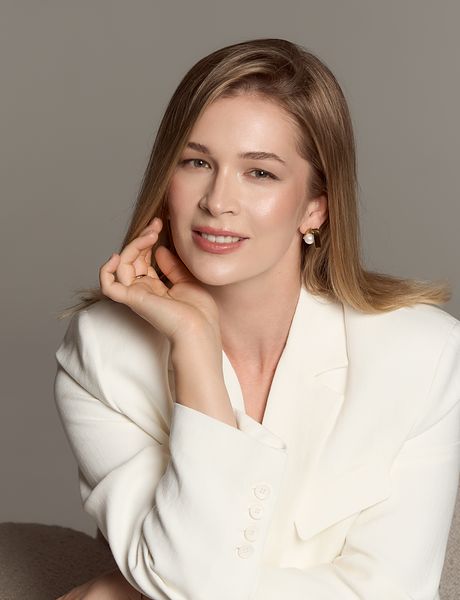 Olga Pavlenko w fotelu